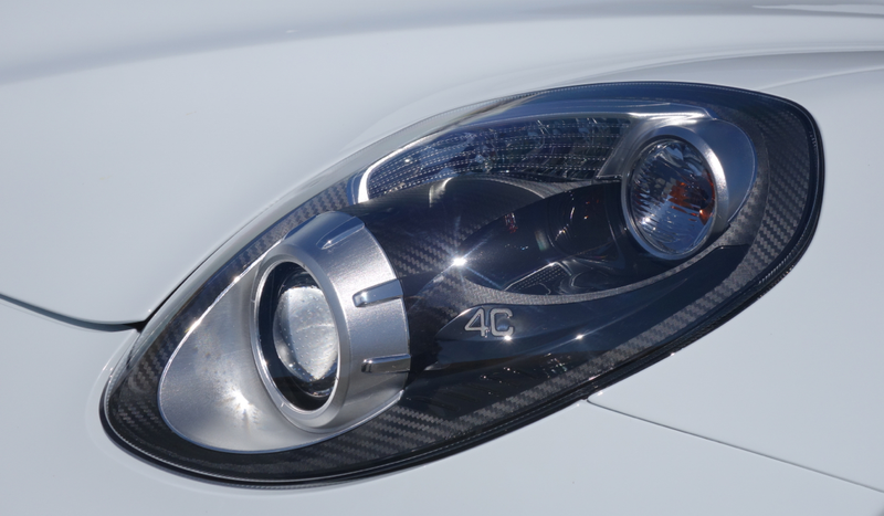 Illustration for article titled The 2015 Alfa Romeo 4C Is Worth The Weight
